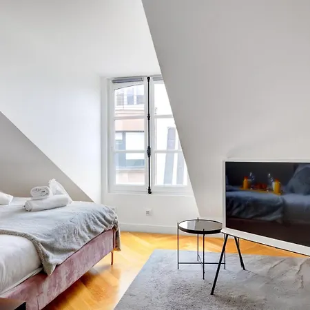 214 Vuitton - Superb In Appartement *