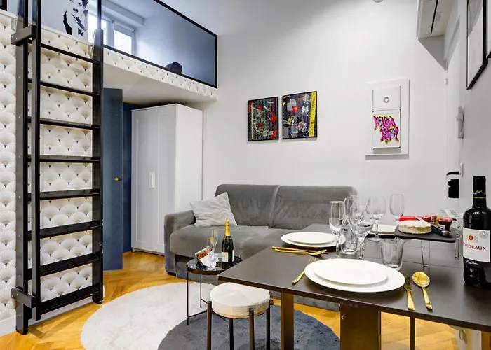 Διαμέρισμα 214 Vuitton - Superb In