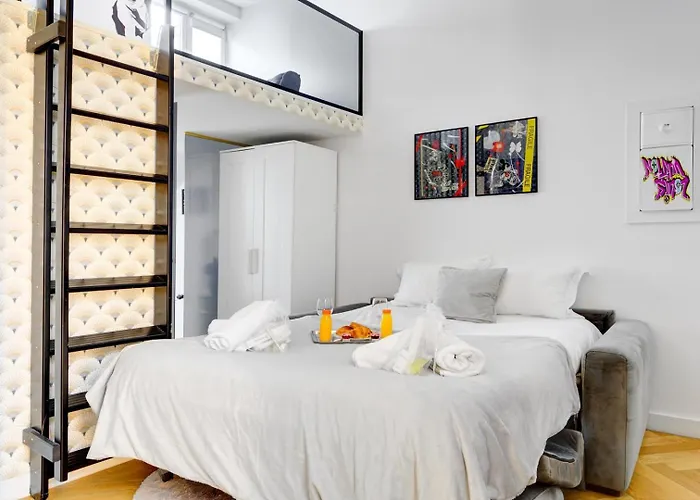 214 Vuitton - Superb In *