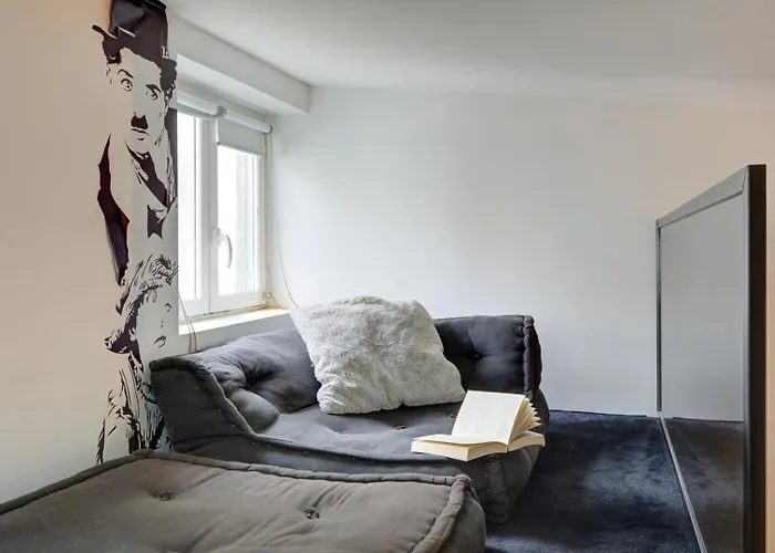 214 Vuitton - Superb In Παρίσι